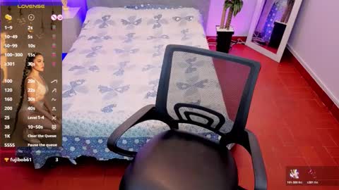 MAITE STONE1 online show from March 27, 8:26 am