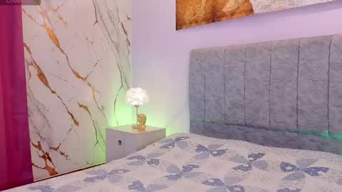 MAITE STONE1 online show from April 18, 4:03 am