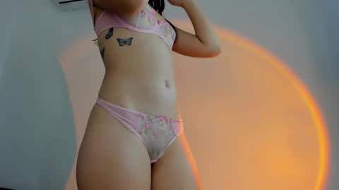 maite online show from November 7, 12:25 am