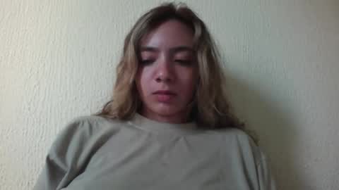 majo_gomezz online show from February 19, 9:25 pm