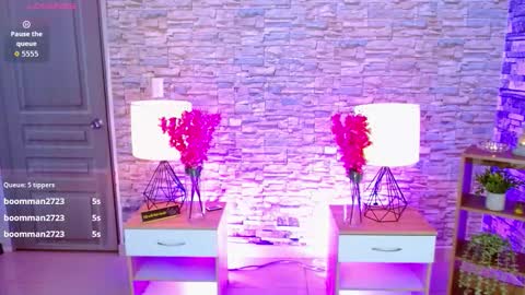 Makarena  online show from March 12, 1:09 am