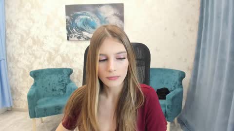 Snapshot of make_love_1 chatting on February 15, 6:44 am Chloe online show from February 15, 6:44 am