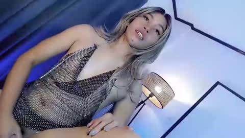 Reyn online show from April 10, 12:54 pm