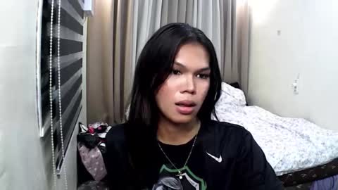 Snapshot of makekeanacum chatting on October 8, 10:10 am SWEET KEANA online show from October 8, 10:10 am