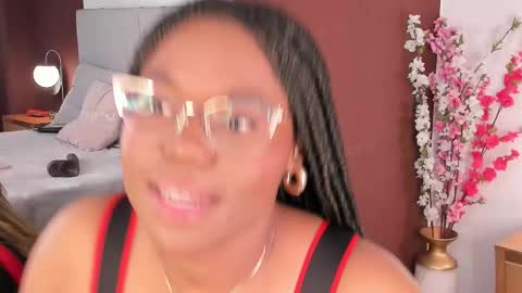 makena online show from November 13, 4:04 am