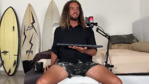 Mack  Makingmoans Twitter online show from July 11, 12:37 am