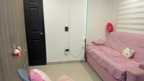 Mal Norma online show from February 4, 2:49 am