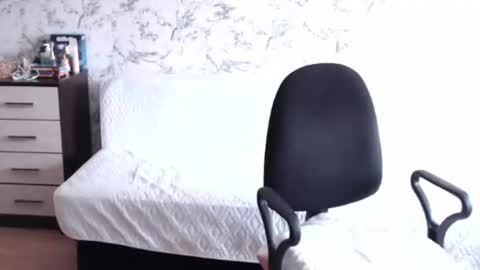 Malena online show from March 10, 9:01 am