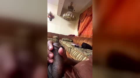 malezee online show from April 1, 3:40 am