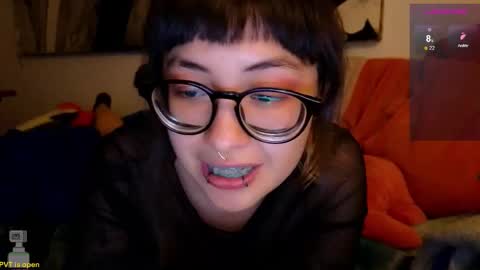 Mar  Alicia     Rosie  v A L I C I A W I T C -  Meg Cherie online show from October 18, 5:44 am