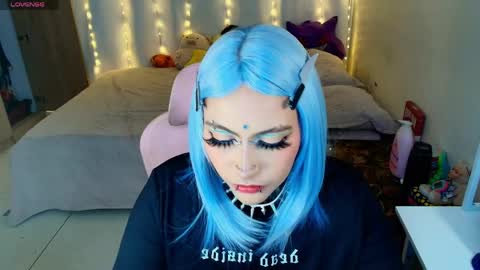maliciaxpoison online show from April 29, 5:23 am