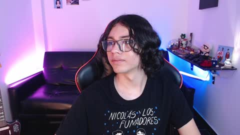 Snapshot of malik_harrison_ chatting on January 3, 5:42 pm Malik online show from January 3, 5:42 pm