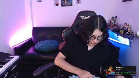 Snapshot of malik_harrison_ chatting on February 28, 6:20 pm Malik online show from February 28, 6:20 pm