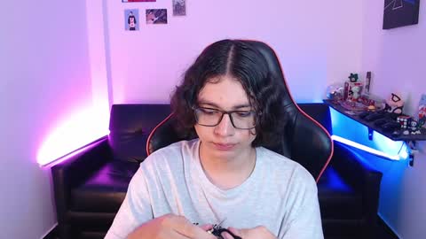 Snapshot of malik_harrison_ chatting on January 15, 3:18 pm Malik online show from January 15, 3:18 pm