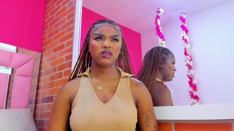 Melanie online show from December 29, 5:33 pm