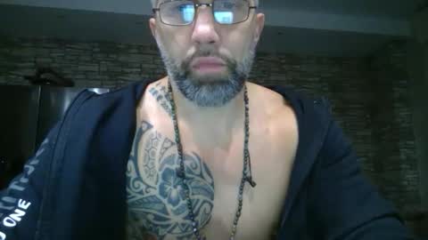 Snapshot of man4uc2c_ chatting on October 26, 5:01 pm man4uc2c_ online show from October 26, 5:01 pm