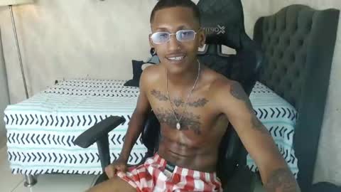 Snapshot of man_san11 chatting on October 2, 4:28 pm man_san11 online show from October 2, 4:28 pm