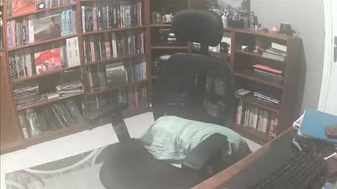 mandrawhore online show from December 15, 6:15 pm