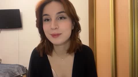 Mia online show from January 7, 6:07 am