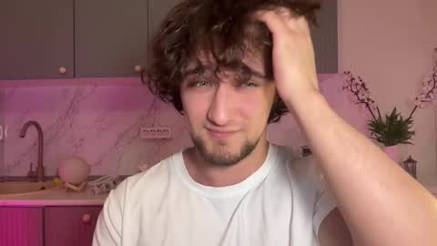 manolein online show from November 9, 7:27 pm