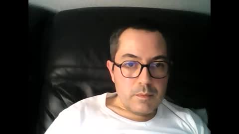 Snapshot of manu5933 chatting on February 8, 4:04 pm manu5933 online show from February 8, 4:04 pm