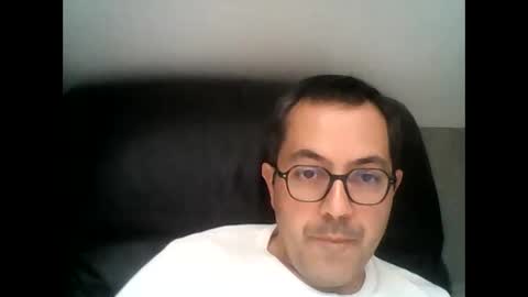 Snapshot of manu5933 chatting on October 14, 12:41 pm manu5933 online show from October 14, 12:41 pm