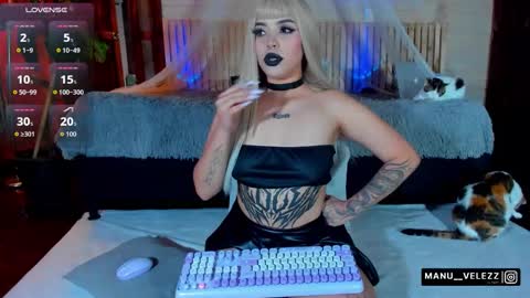 manu  velezz   Help me to get to 100 thumbs ups Tip 25tks  Rate me  online show from November 26, 7:05 am