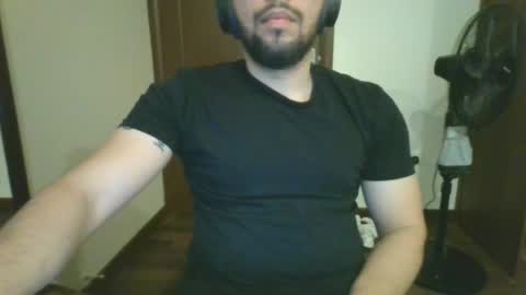 manuel777a2 online show from July 25, 4:16 pm