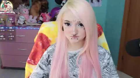 Manuela online show from January 10, 8:36 pm