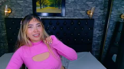 Manuela  online show from June 7, 5:01 am