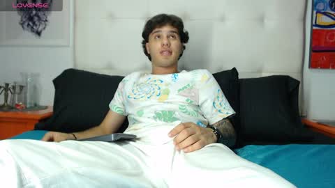 Manuel online show from April 8, 5:21 am