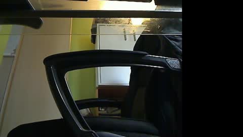 Manu online show from March 7, 9:09 am