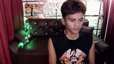 mar_cuttie online show from June 18, 12:21 pm