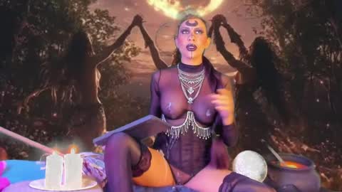 Mara  online show from April 10, 11:20 pm