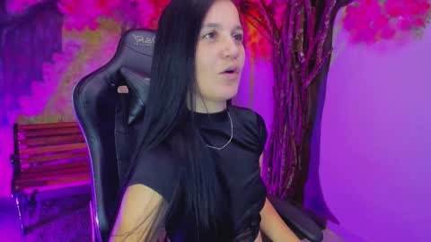 Mara Hanson online show from January 14, 7:11 pm