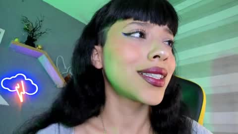 Marce  online show from February 5, 11:17 pm