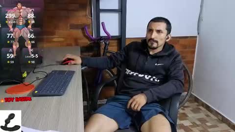 Snapshot of marckmuscle chatting on October 11, 4:39 am Marck  Independent model  online show from October 11, 4:39 am