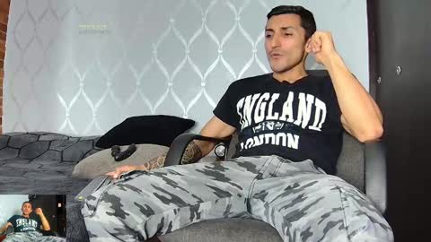 Snapshot of marckmuscle chatting on March 5, 1:52 am Marck  Independent model  online show from March 5, 1:52 am