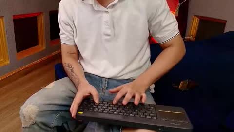 marcovitto online show from December 3, 11:55 am