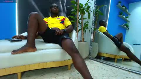 marcus_black2 online show from June 12, 9:58 pm