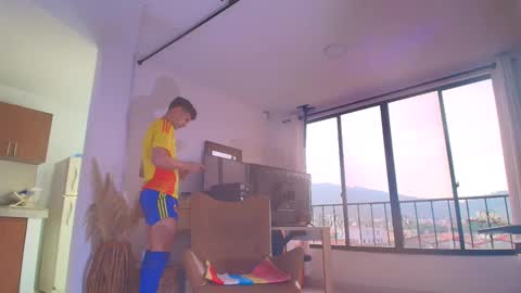 Snapshot of marcus_fire chatting on October 5, 6:37 pm marcus_fire online show from October 5, 6:37 pm