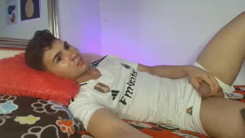Snapshot of marcus_fire chatting on October 13, 3:19 am marcus_fire online show from October 13, 3:19 am
