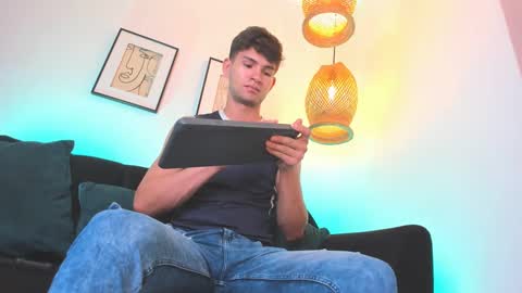 Snapshot of marcus_fire chatting on February 27, 4:46 am marcus_fire online show from February 27, 4:46 am