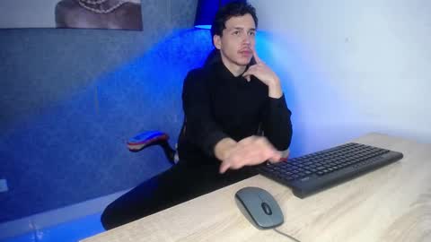 Marcus Hanks online show from February 17, 7:26 am