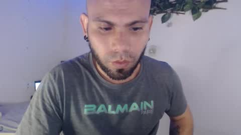 marek_secrett online show from October 20, 11:43 pm