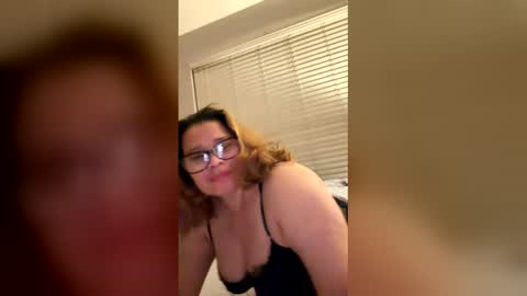 mari30002 online show from March 9, 2:49 am