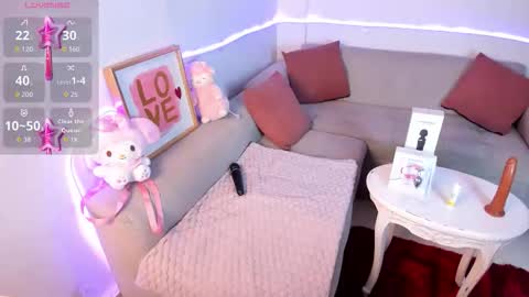 Mari online show from October 28, 8:10 pm