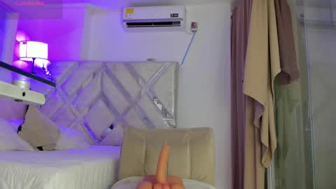 Meli-Mari  online show from March 24, 8:15 pm