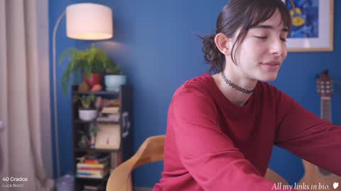 Alfonsina online show from December 2, 2:47 pm