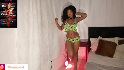 V A N E S S A  online show from April 20, 5:32 am